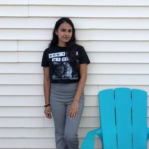 Meet your Posher, Sahar